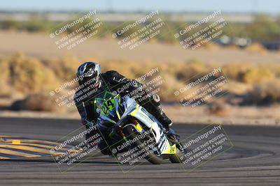 media/Nov-17-2024-CVMA (Sun) [[1fec520723]]/Race 17-Amateur Supersport Middleweight/